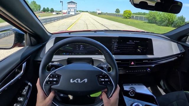 2023 Kia EV6 GT is a Fun EV to Drive on Track! смотреть онлайн