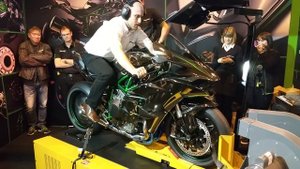 Kawasaki H2R 326BHP Power Run 4K