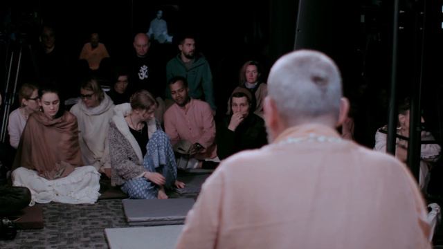 You don’t have to be old | Swami Avadhut QnA №41 смотреть онлайн