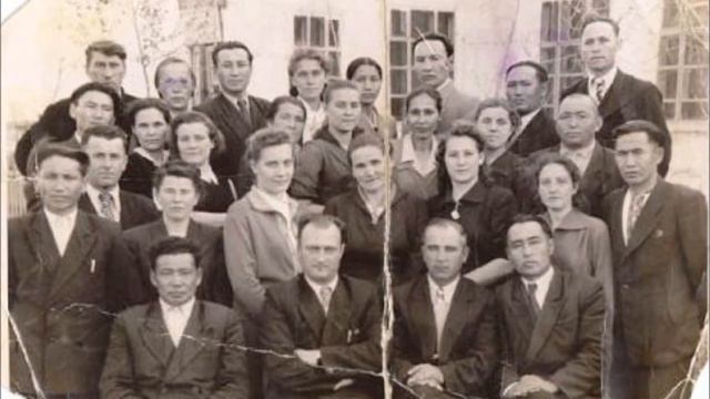 М Горький мектеп тарихы смотреть онлайн