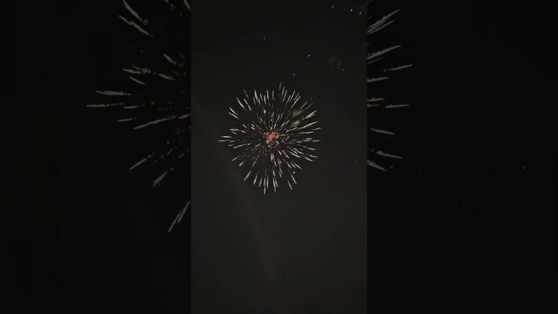 S23 ultra 1080p 60fps новогодний фейерверк 2024