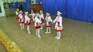 "Тарна" чувашский танец в исполнении группы "Семицветик"