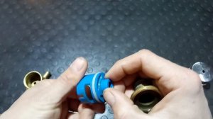 Ремонт смесителя душевой кабины