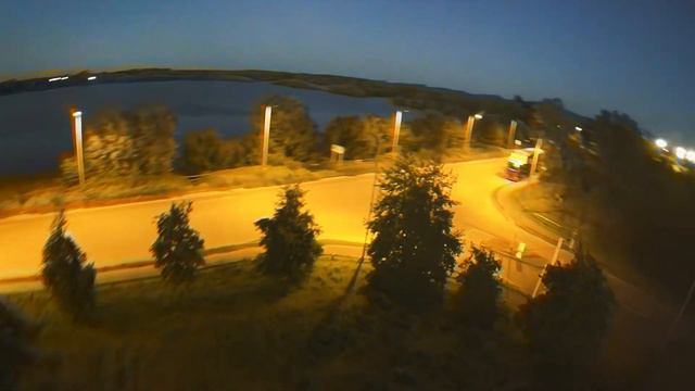 FPV Midnight flight - AOS 3.5 - Caddx Polar Starlight - Topaz Video Enhance AI смотреть онлайн