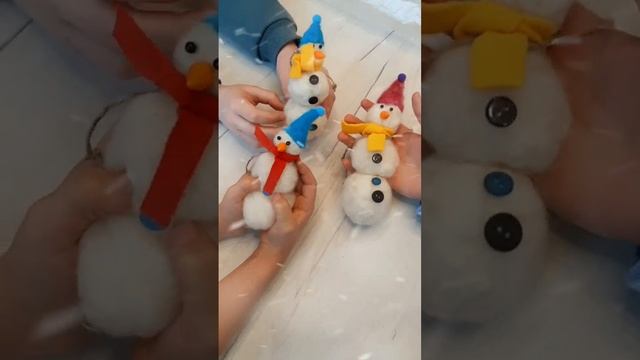 2_5240130035519596859.mp4