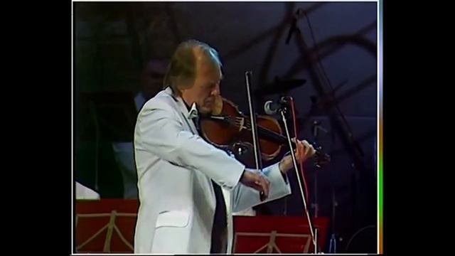 Умолкла его скрипка
