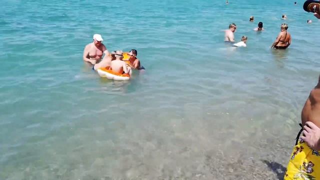 НИКОЛАЕВКА КРЫМ 2021. Что происходит на пляже в июне ?⛱☀️?? смотреть онлайн