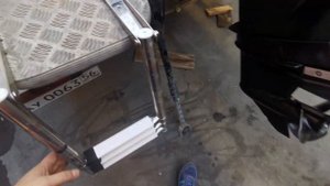 Обзор лодки Салют 480 Pro Mercyru  6 лет эксплуатации  и F60 2017 года 550 моточасов пробег.