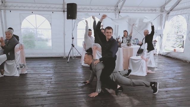 Денис Кулишов. Ведущий на свадьбу. СПб.