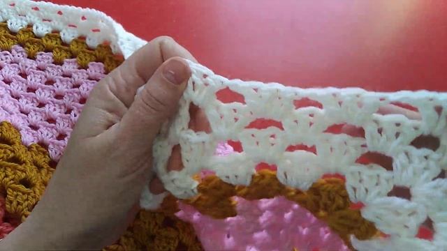 Рассказываю и показываю идею для детского пледа из одного Бабушкиного квадрата. смотреть онлайн