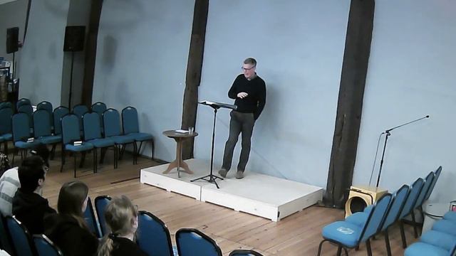 Social Isolation: The problem of loneliness in the age of smartphones смотреть онлайн