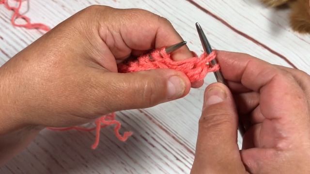 Узоры спицами. Плотные, пышные соты. смотреть онлайн