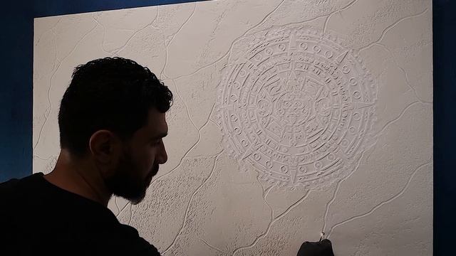 الإبداع بأبسط الأدوات: استخدم المسمار والاستنسل لتصميم ديكور حائط رائع وفريد смотреть онлайн