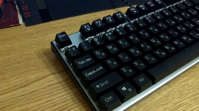 Обзор клавиатуры Red Square Oldschool. Клава для игроков старой заказлки