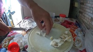 Наживка .Рыбацкое счастье. пенопласт и сало с чесноком !