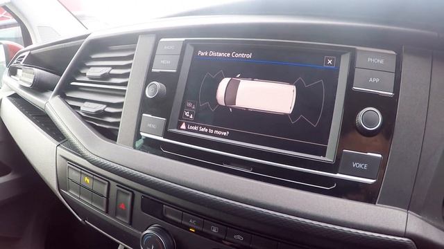 Volkswagen Transporter Kombi Highline | SY21YPM | Sinclair Van Centre Swansea смотреть онлайн