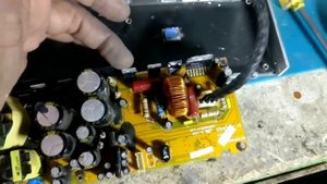 Servis Speaker Aktif Monitor Behringer EUROLIVE B615D High Normal Low Error