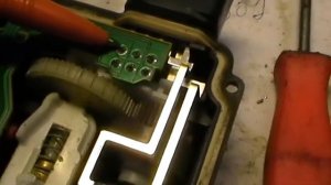 VW Гольф IV не работает Ц.З. плюс утечка тока..mp4
