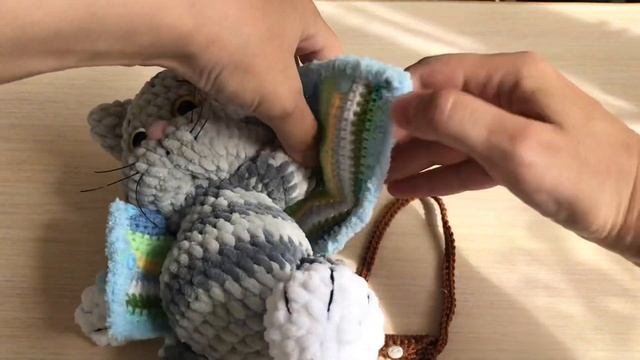 Плюшевый котик крючком. Моя работа для челленджа. смотреть онлайн
