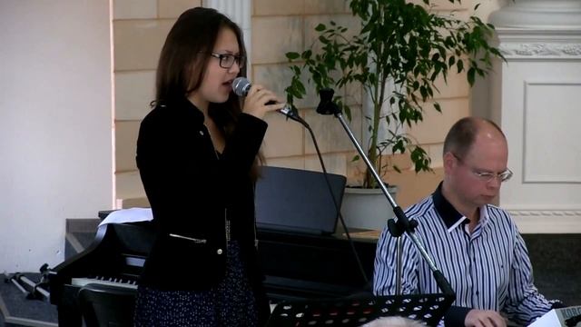 ЗВЕЗДЫ ПОТУСКНЕЮТ, небо свернется рулоном || Кристина Степанова | Очень красивая песня | 07.09.2013