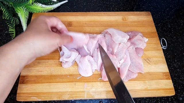 Невероятно просто и быстро. ПИЦЦА С  КУРИЦЕЙ. Каждый может приготовить этот рецепт дома