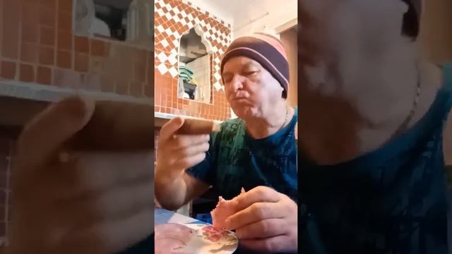 приготовили аджику из свежих помидор, обалдел от вкусноты смотреть онлайн