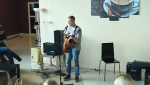 Дима Комаров про уличных музыкантов