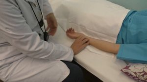 22 Подсчет пульса и частоты дыхательных движений