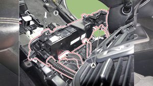 Kia Sportage 4 (QL) - Center Fascia Panel Replacement