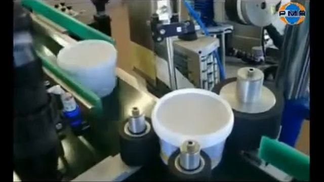 Аппликация этикетки на конические ведерки