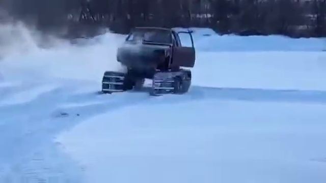 Самодельный гусеничный снегоход смотреть онлайн
