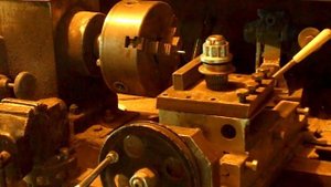 Укорочение цепи  Бензопила STIHL 180C. Shorten chain chainsaw STIHL 180C