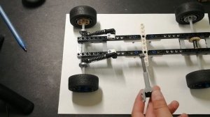 Тесла Кибер трак из лего техникса 1. Основа.