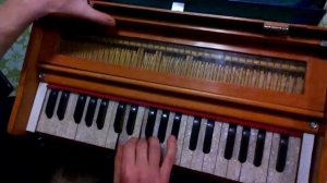 Мелодия на физгармонии тема Прабхупады