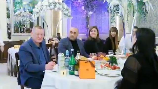 Вопросы на знание именинника на банкете. Так я начинаю мероприятие смотреть онлайн