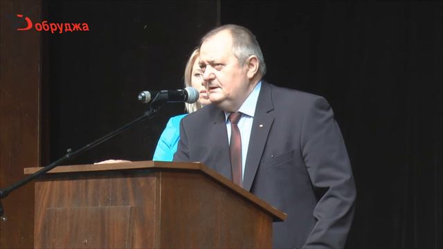 Петко Петков връчва награди на най добрите смотреть онлайн