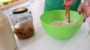ЗАКВАСКА ДЛЯ ХЛЕБА ИЗ ФРУКТОВ: ЭТО РЕАЛЬНО! Fruit Ferment For Bread ცომის საფუარი ქიშმიშით