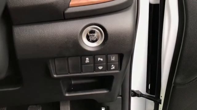 Approved Used White Honda CR-V VTEC TURBO SR for Sale at Honda Bolton смотреть онлайн