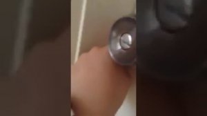 Как открыть замок межкомнатной двери