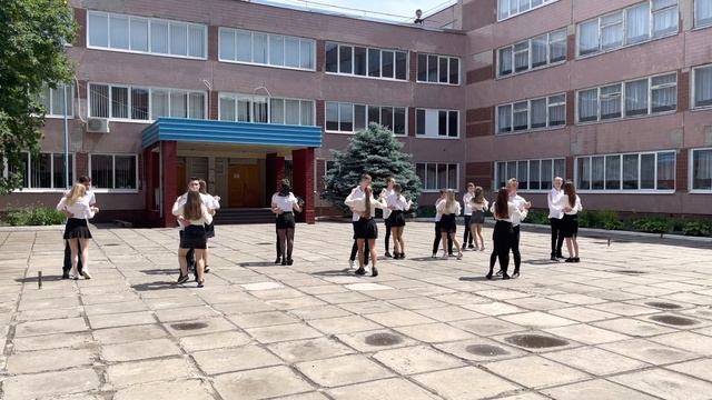 Випускний вальс - 11 А Школа 131 м. Дніпро - Dnepr Valse 2021 смотреть онлайн