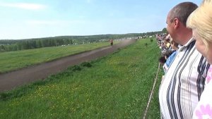 Конные бега в нашем селе.