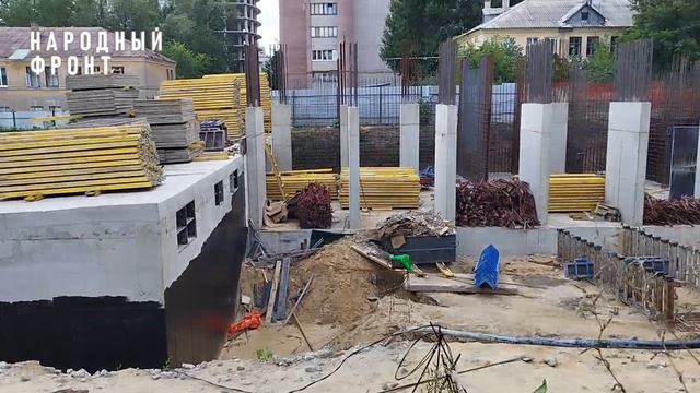 Народный фронт обнаружил в центре Воронежа опасную стройку