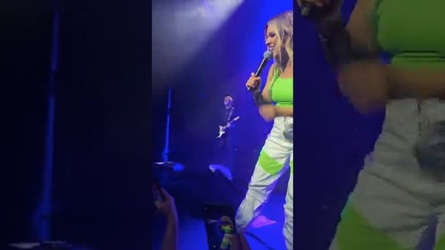 Рита Дакота - Не умеешь любить (Рига, Studio 69, 13.09.19.) смотреть онлайн