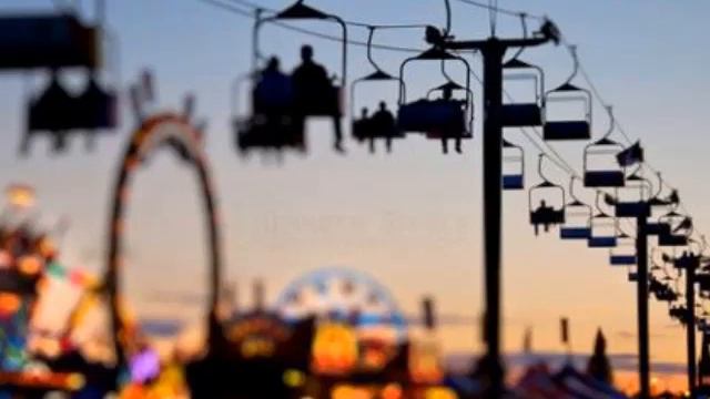 Metronomy - A Thing for Me (Breakbot Remix) смотреть онлайн