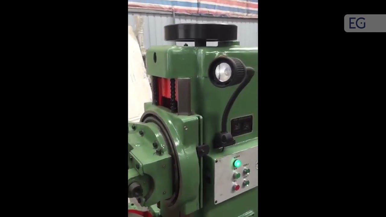 Зубофрезерный станок без ЧПУ Y3150