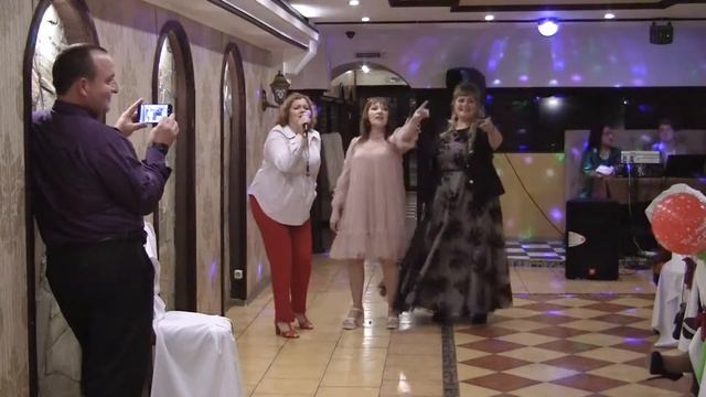 Подарок от подружек невесты на свадьбе смотреть онлайн