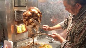 Шаурма, куриные шашлычки, суп из говядины, стейк - Ночной рынок Тайнань Гарден