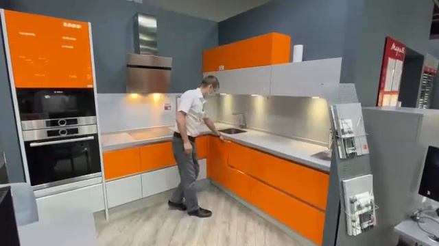 Обзор - Кухонный гарнитур JAZZ PLUS (Кухни и ванные Мария) смотреть онлайн
