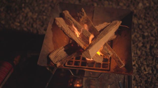 잡생각을 지워주는 숲 속 우중캠핑 솔캠 ☔ I 미니화로에 소고기와 와인 I 이그니스 쉘터  I 우중 솔캠 I 솔로캠핑 I 여자 솔캠 혼술