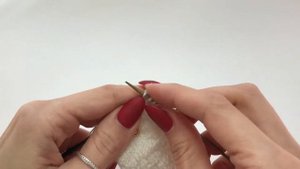 Анатомический ленточный мысок для носков спицами